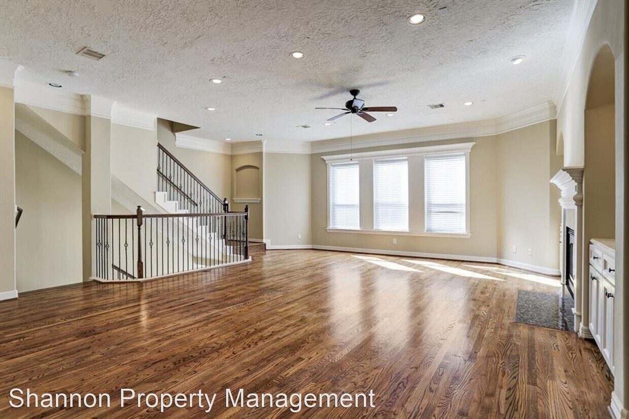 1417 Thompson St, Houston, TX 77007