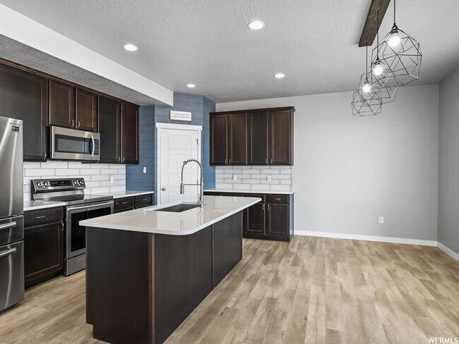 Building Photo - 12949 Penywain Ln