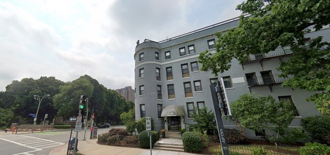 Foto del edificio - 100 Riverway