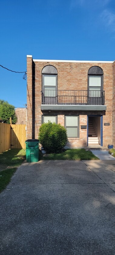 Primary Photo - 1404 Carrollton Ave