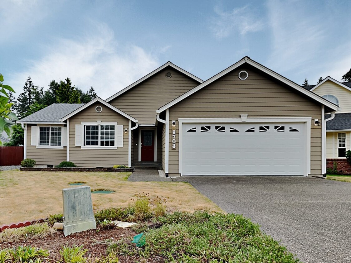 Foto principal - 8703 Sebastian Dr NE