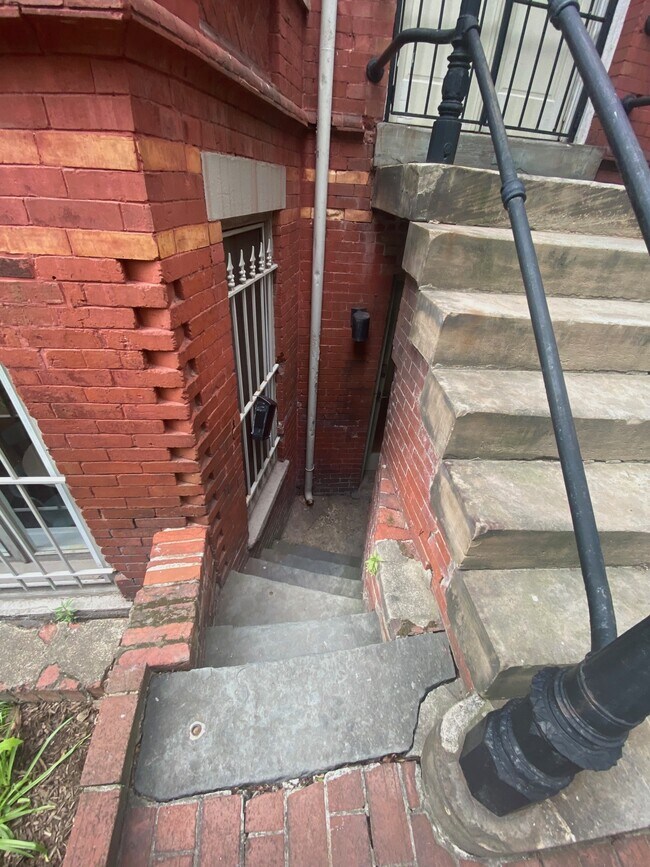 Foto del edificio - 1507 R St NW