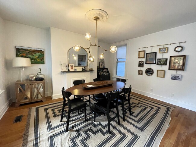 Foto del edificio - 1279 Hunter Ave