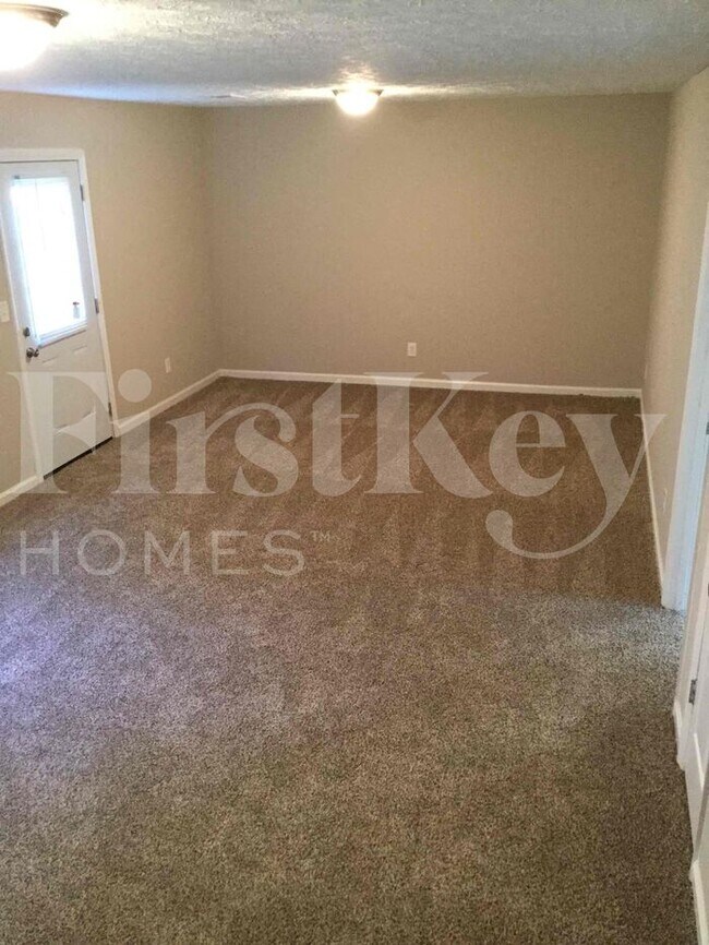 Foto del edificio - 1378 Briar Ridge Ct