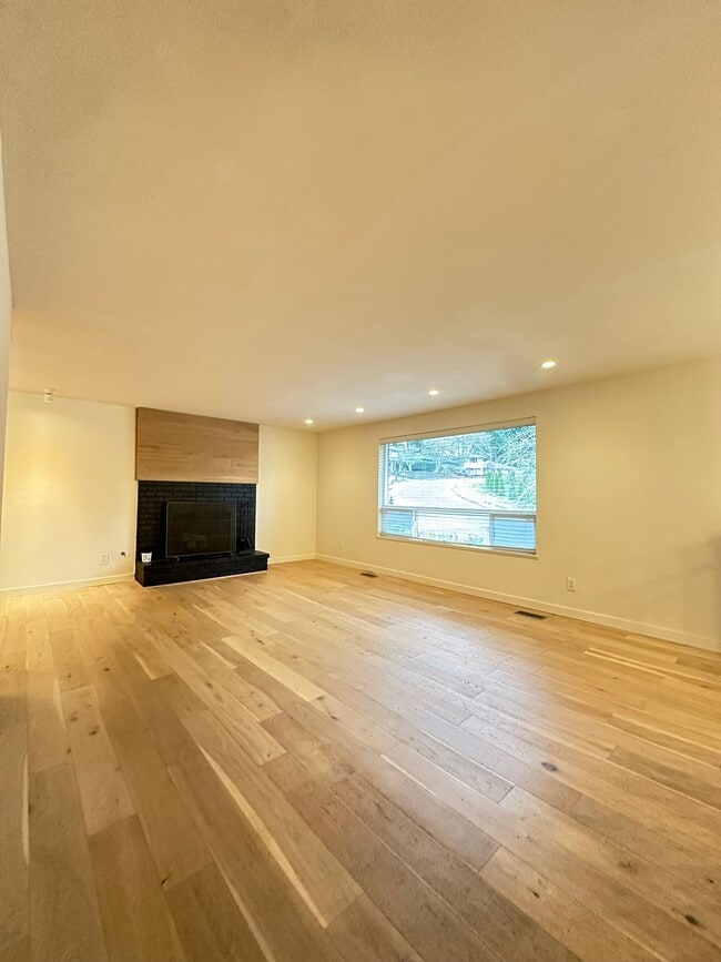 Building Photo - 15030 SW 150th Ct