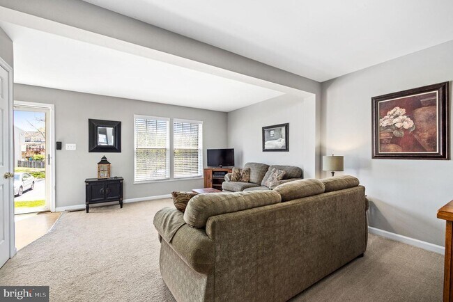 Building Photo - TURNBERRY VILLAGE LOT 69 SEC 2B