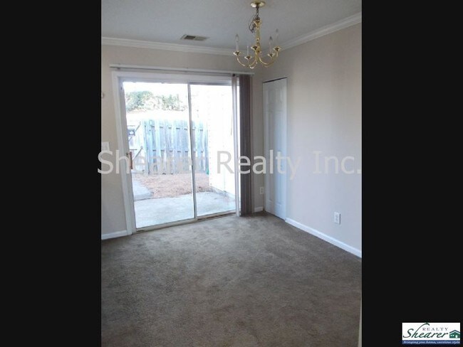 Foto del edificio - 5801 Cougar Ln