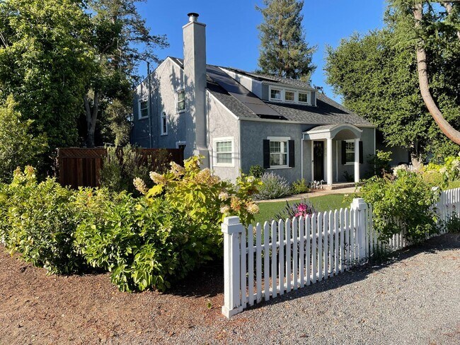 Building Photo - 171 W Portola Ave