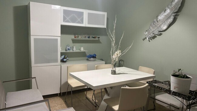 Foto del edificio - 2821 Eagle Claw Ct