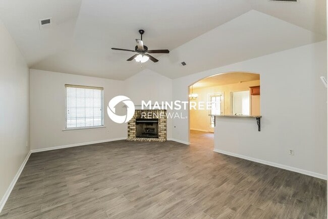 Building Photo - 9425 Darren Cir S