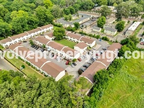 Building Photo - 3450 Pruett Ct