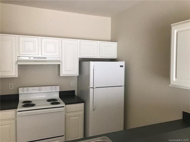 Photo - 5627 Seths Dr Townhome