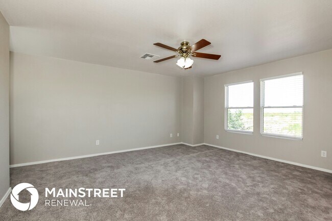 Foto del edificio - 6193 E Stonechat Dr