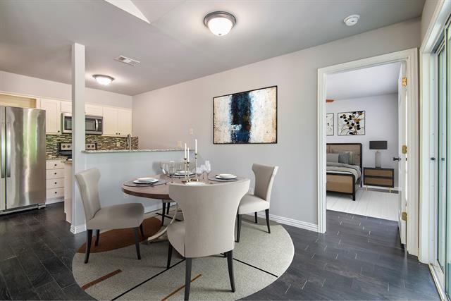 Foto del edificio - 6220 Bentwood Trail