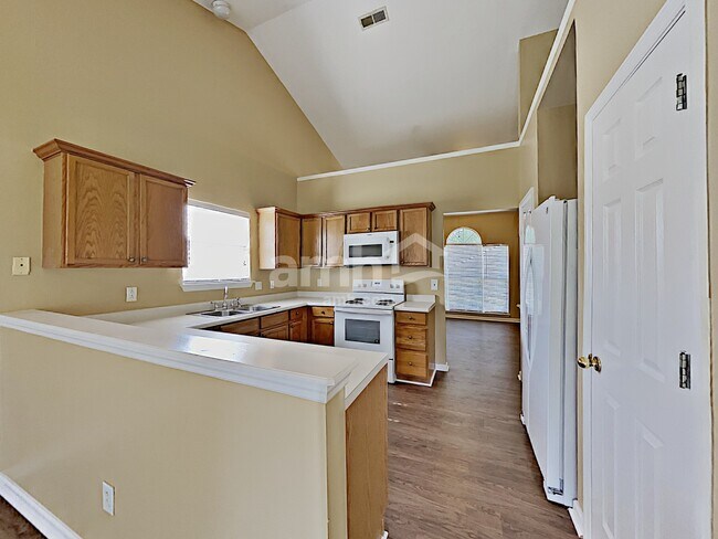 Building Photo - 3813 Asheford Trace