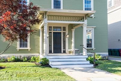 Foto principal - 408 E Merrimack St