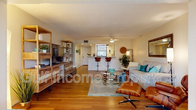 Foto del edificio - 315 Timber Lake Dr