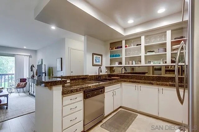 Kitchen - 6036 Rancho Mission Rd