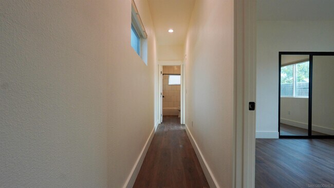 Building Photo - 1292 Nacion Ave