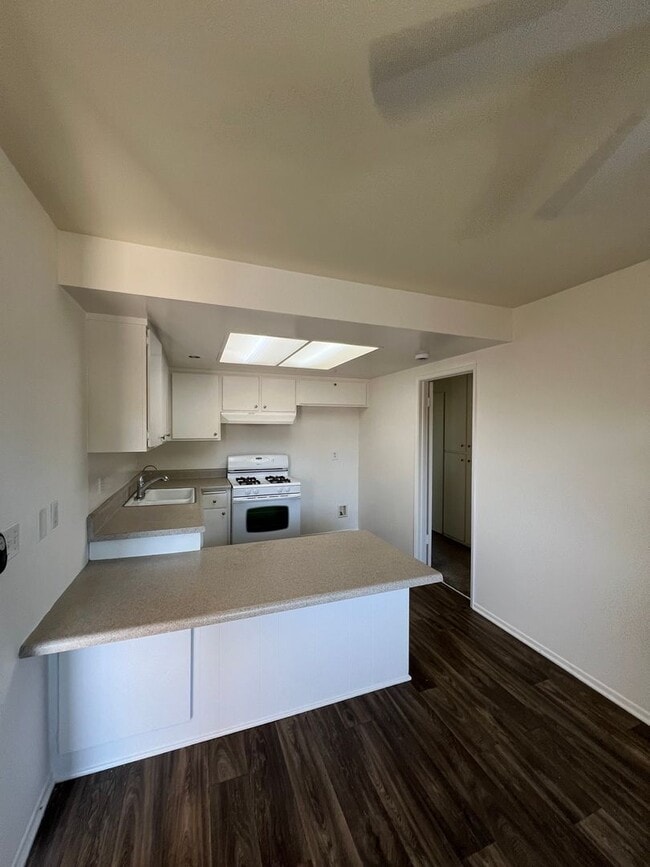 Building Photo - 18381 Patterson Ln