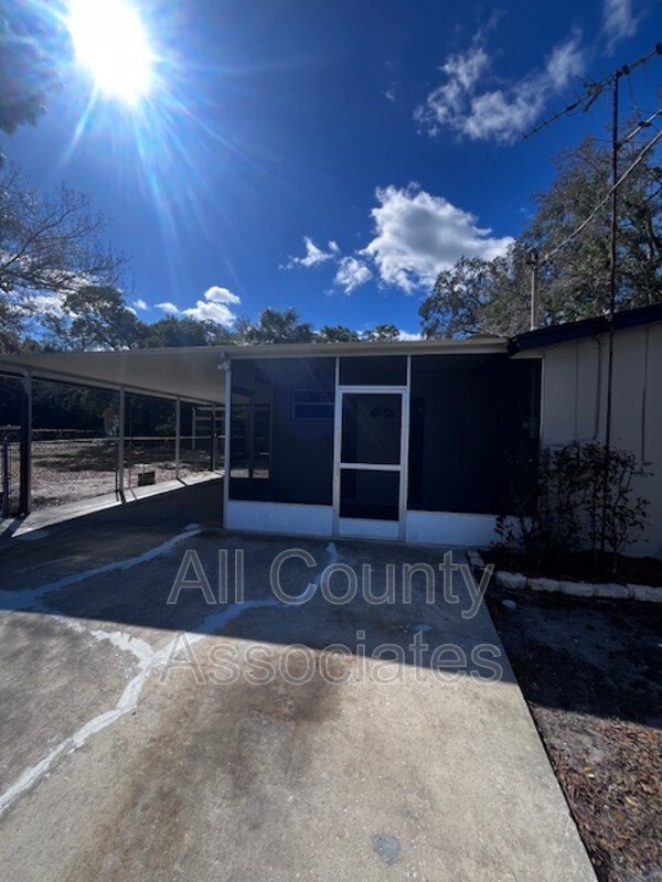 Building Photo - 610 N Walton Ave