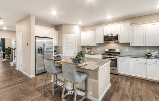 Fridge, range, micro - 1495 Baker Heights Loop