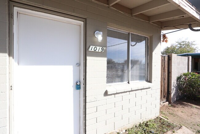 Foto del edificio - 1019 n harold street, tempe az