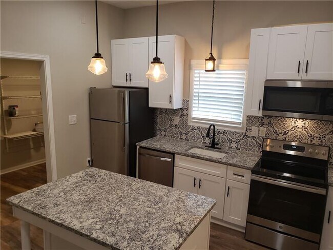 Foto del edificio - 1705 Evans Dr SW