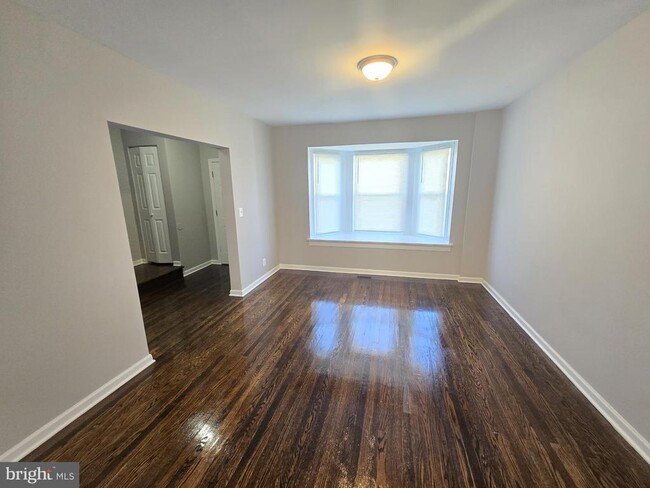 Foto del edificio - 2805 Edison Hwy