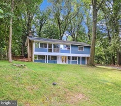 Building Photo - 8206 Stone Trail Dr