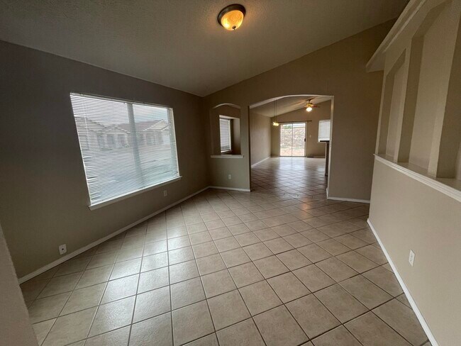 Foto del edificio - 2368 Hannah Leigh St