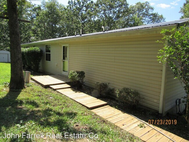 Building Photo - 3 br, 2 bath House - 122 Crazy Horse Rd.