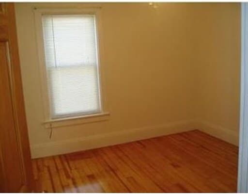 Building Photo - 30 Hope St