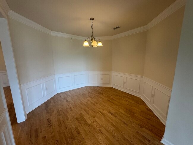 Building Photo - 132 Clocktower Dr