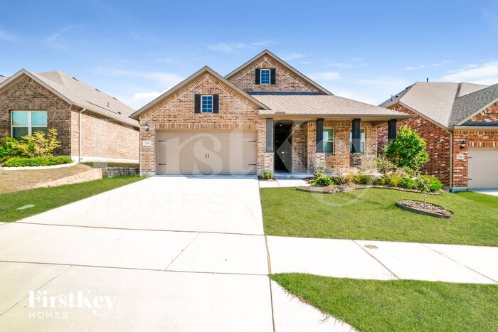 Primary Photo - 705 Bluebird Way