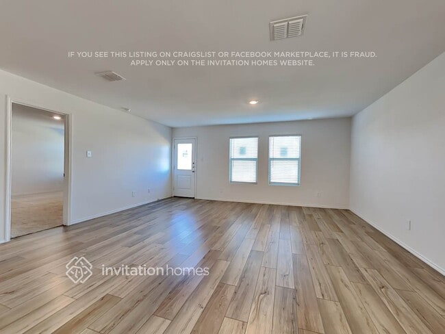 Building Photo - 464 Frio Pass Trl