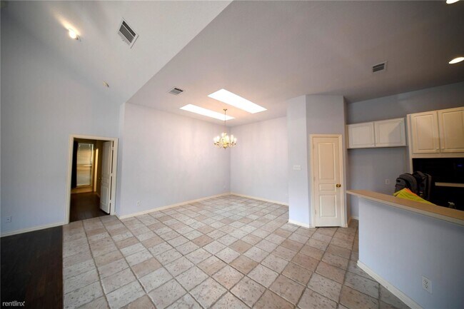 Building Photo - 2 br, 2 bath House - 8791 Halstead Ct