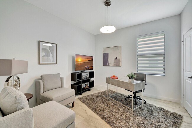 Building Photo - 5795 SE Sky Blue Cir