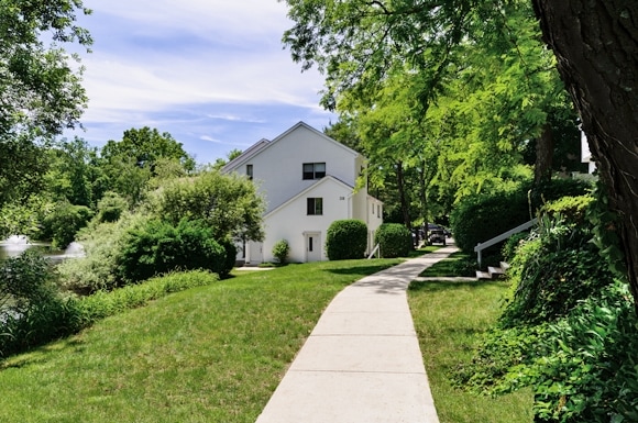 Primary Photo - Putnam Green