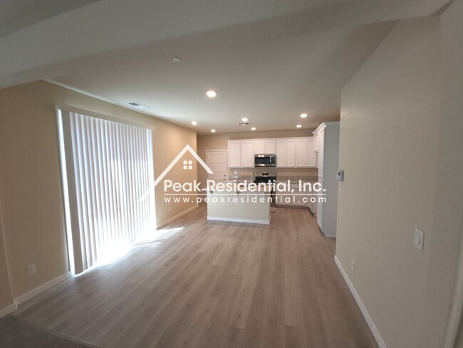 Foto del edificio - 4 br, 2.5 bath House - 9998 Del Surf Lane