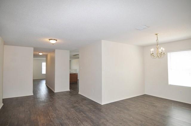 Building Photo - 4880 Parkview Hills Ln