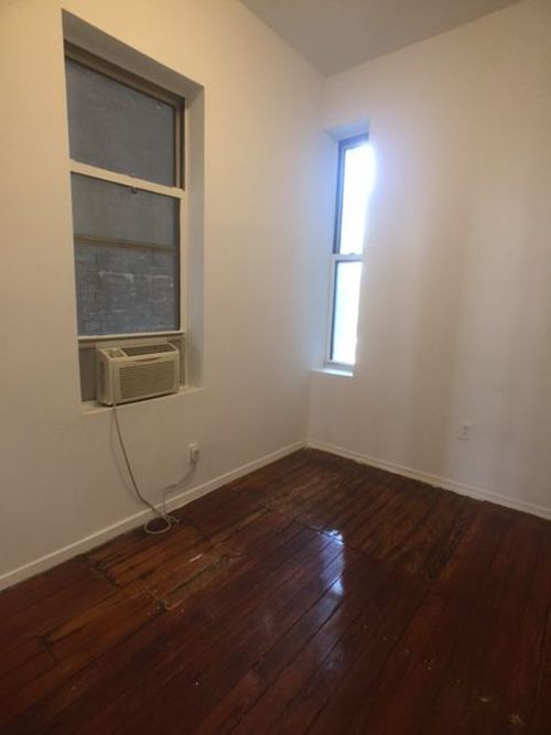 Building Photo - 221 Avenue B