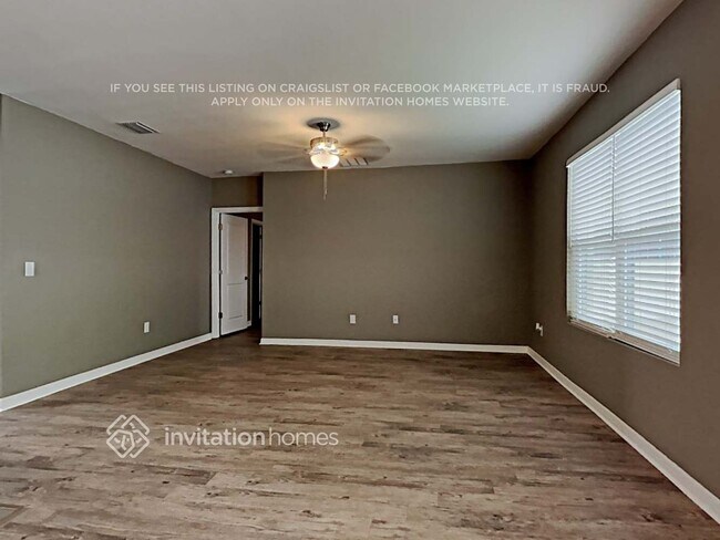 Building Photo - 35780 Jenny Lynne Cir