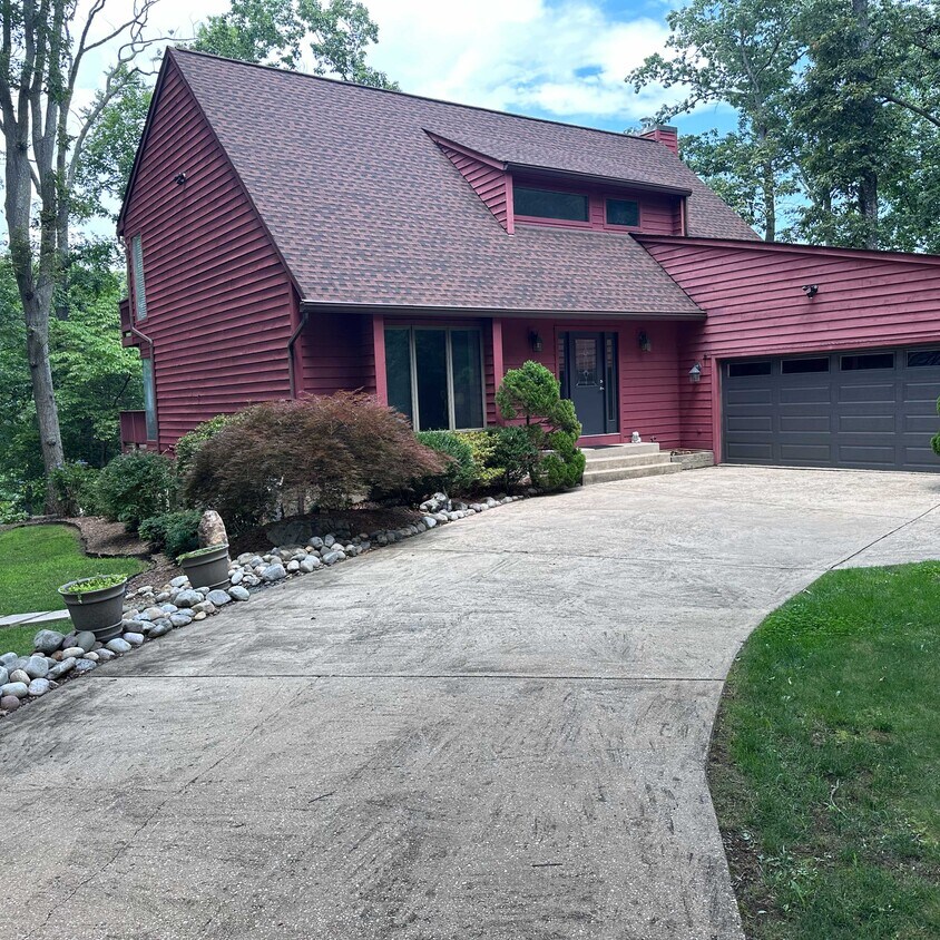Primary Photo - 771 Macsherry Dr