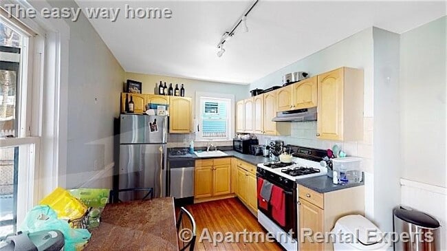 Photo - 243 Summer St Apartment