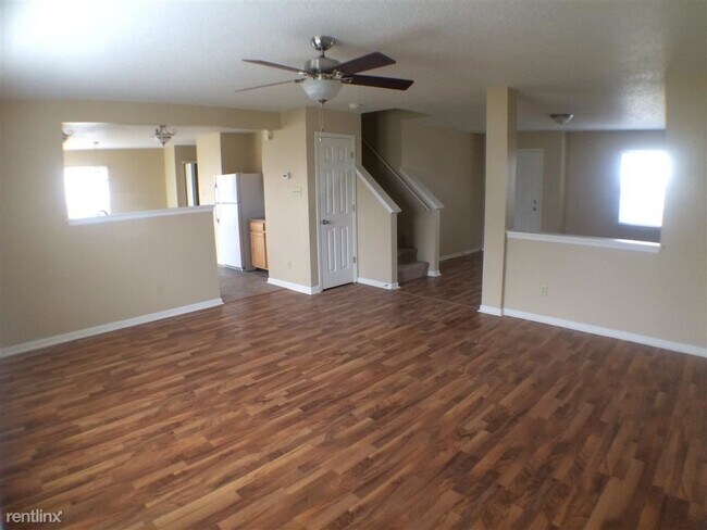 Foto del edificio - 3 br, 2.5 bath House - 1885 Evergold Circle