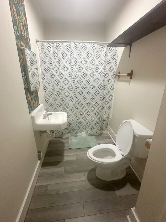 Building Photo - Adorable 1 bed, 1 bath Home Available in t...