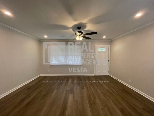 Foto del edificio - 4219 Wood Forest Pl
