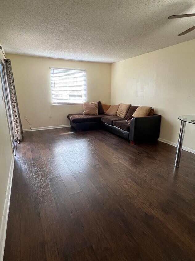Foto principal - 6094 Forest Hill Blvd