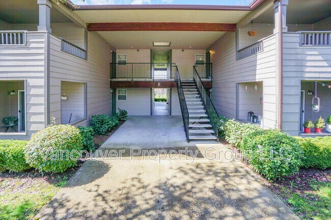 Foto del edificio - 14019 NE 20th Ave